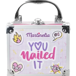 Martinelia, Средний кейс с косметикой, Super girl 6 бальзамов для губ, 4 оттенка теней, 2 оттенка ру