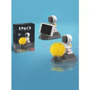 Конструктор 3D Космонавт подставка под телефон с подсветкой 796 деталей