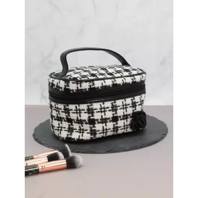 Косметичка "Flower", black (13х19х14 см)