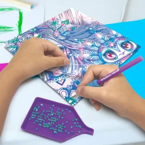 Картина по номерам из страз Isadora