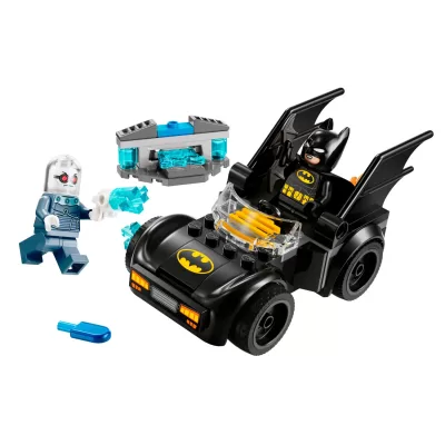 Конструктор LEGO Super Heroes "Бэтмен на Бэтмобиле против мистера Фриза"