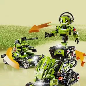 Конструктор Робот-трансформер на пульте управления 3в1 856 деталей