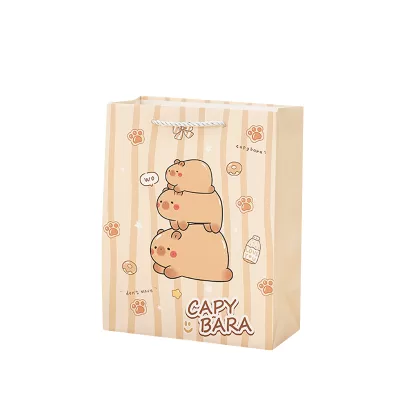 Подарочный пакет "Don't move" капибары, пирамидка 33х25х12см