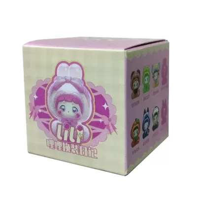 Фигурка Emma Наряды Лили в сюрприз-боксе, 1шт.