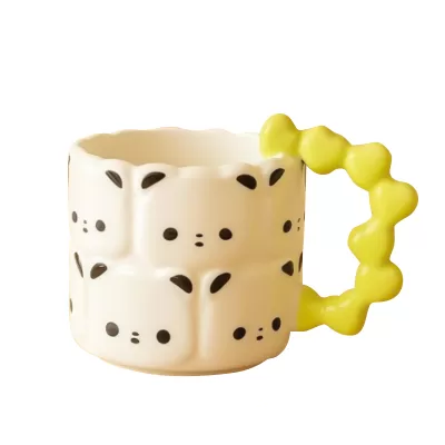 Кружка керамическая "Cute panda mug with green handle", white, 380 ml